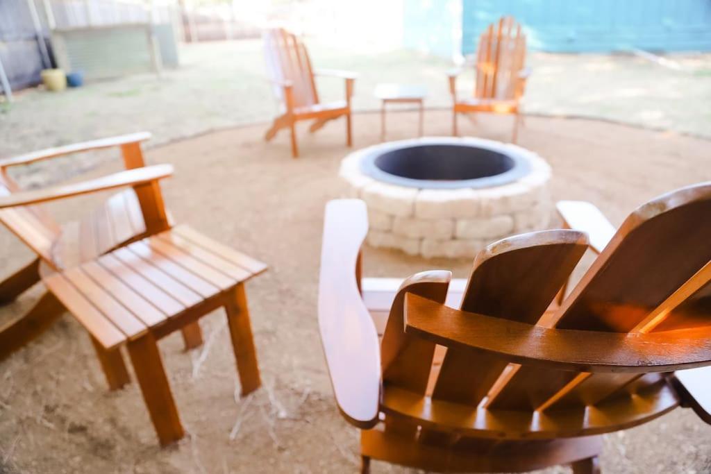 The Little Getaway-Sleeps 4, Firepit, Pet Friendly Villa Pottsboro Kültér fotó