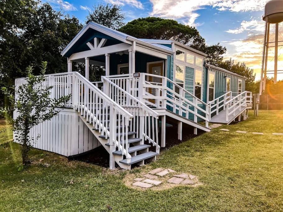 The Little Getaway-Sleeps 4, Firepit, Pet Friendly Villa Pottsboro Kültér fotó